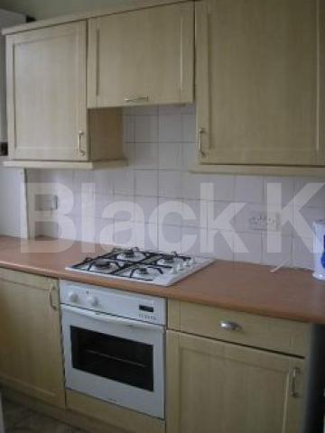 			2 Bedroom, 1 bath, 1 reception Flat			 Hampstead Road, EUSTON NW1